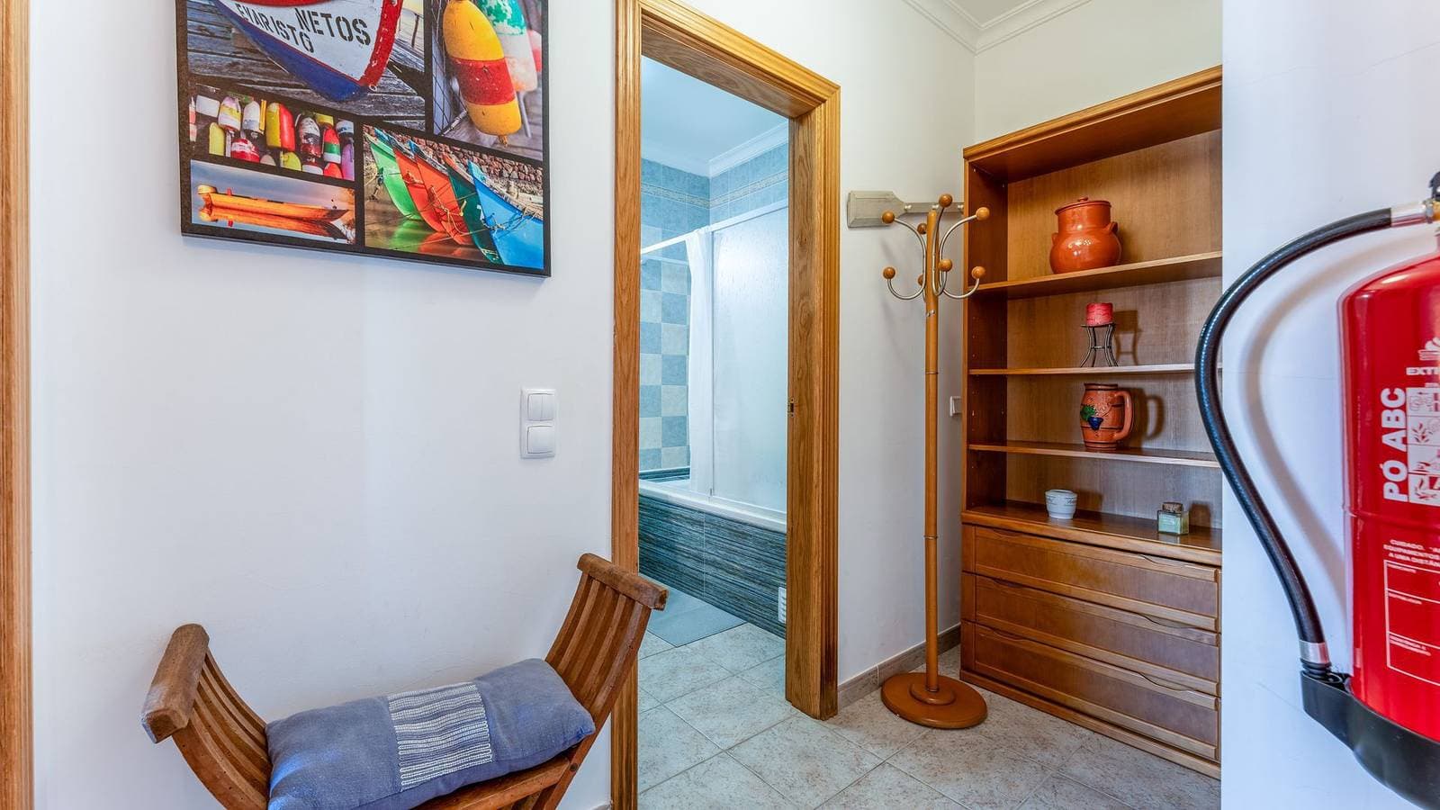 Foto 13 von 22: Bright & Cozy 1 Bdr Flat W/ Balcony by LovelyStay