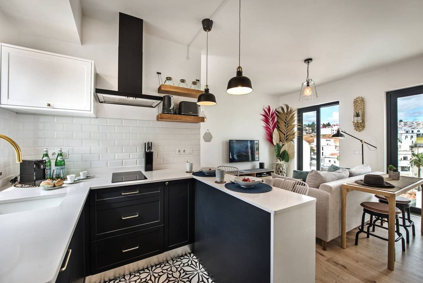 Foto 5 von 23: Casinha da Sorte · Stylish & Unique House In The H