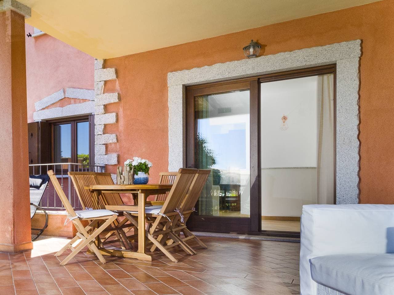 Foto 10 von 29: Myrsine 7D - Designwohnung, Garten zur Bucht Olbia