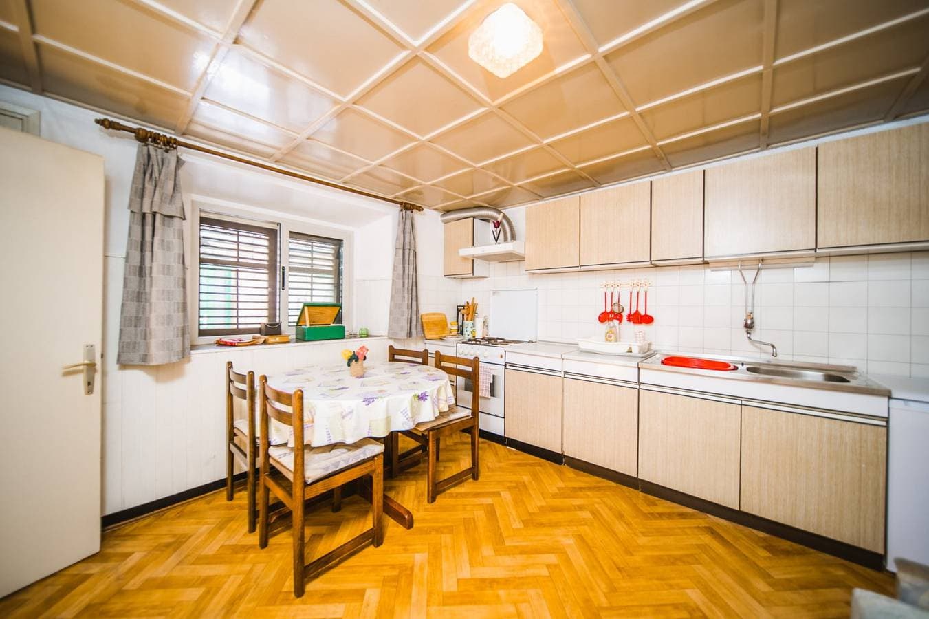 Ferienhaus in Žrnovo mit Terrasse, Klimaanlage, W-Lan (3709-2) 1