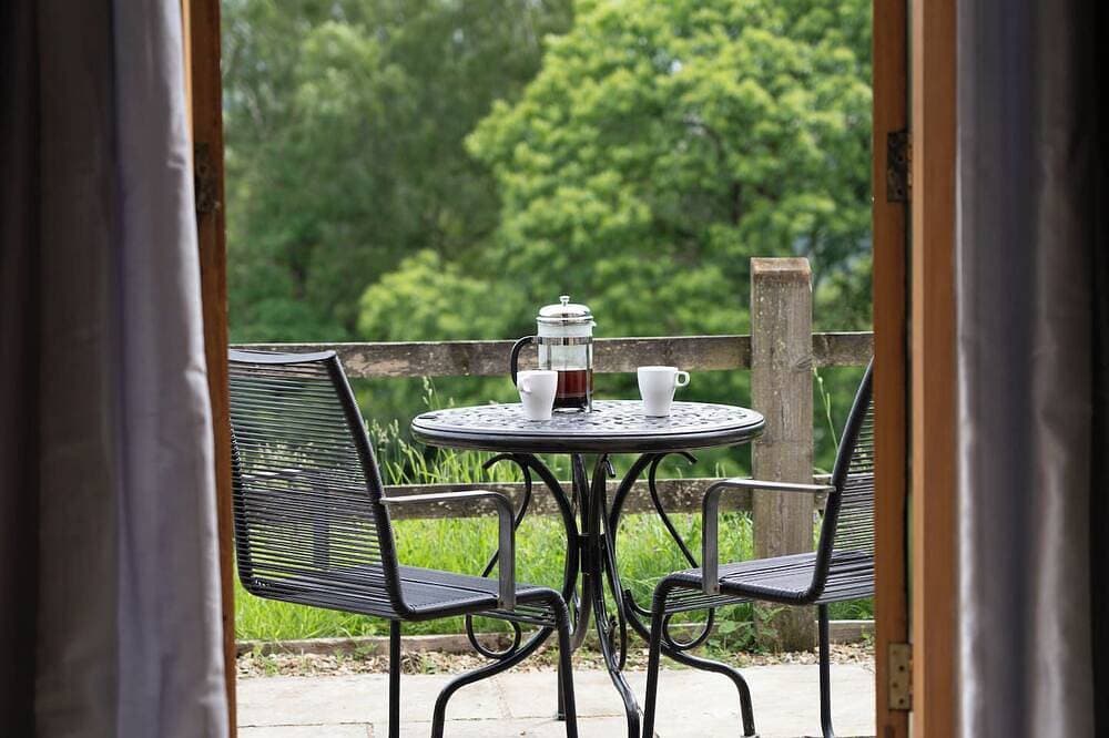 Foto 12 von 30: Pretty Wood Cottage Peace in a Private Meadow
