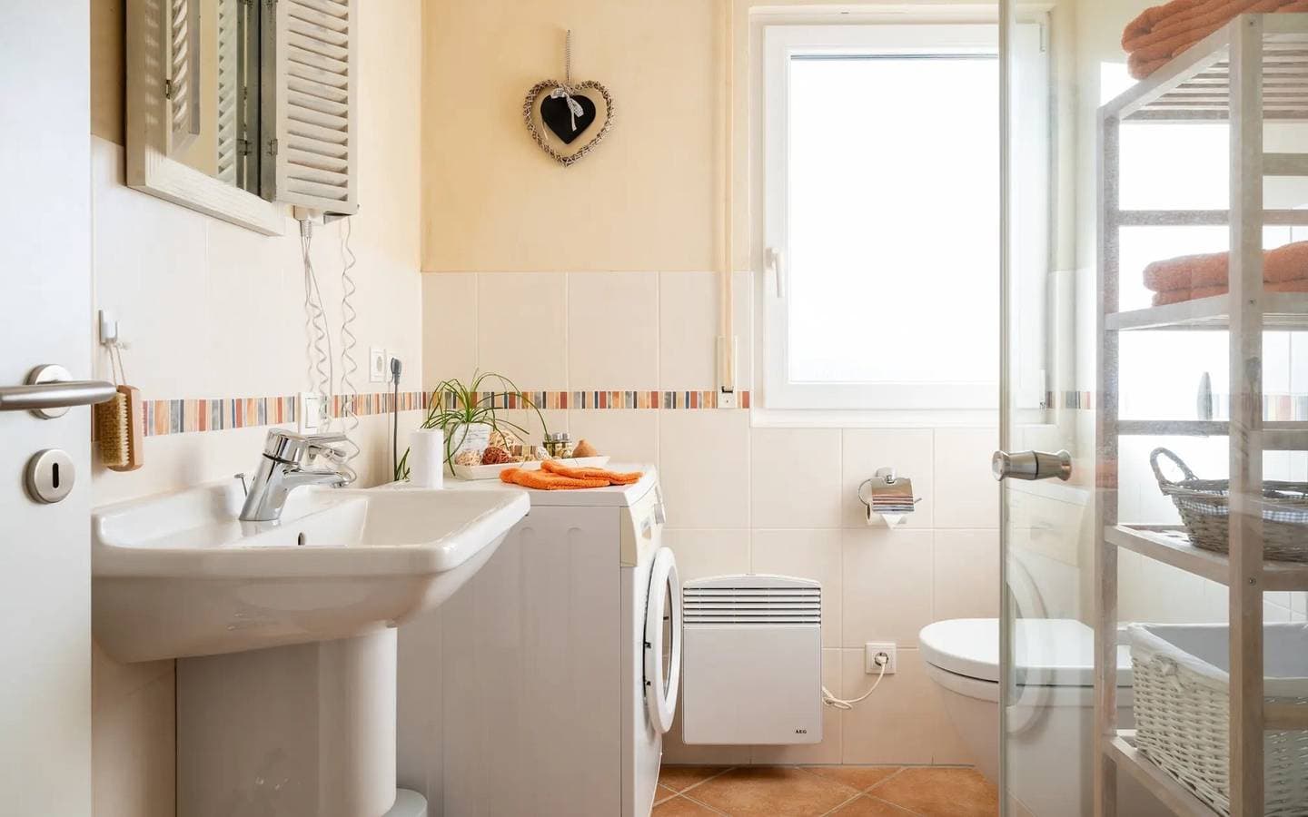Foto 6 von 22: Apartment 'Fewo Cannobio' mit Balkon und WLAN