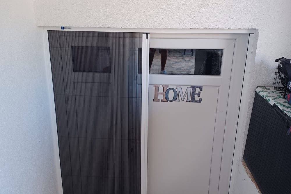 Foto 5 von 10: Ruhiges Appartement,  25 qm in Biograd na moru.