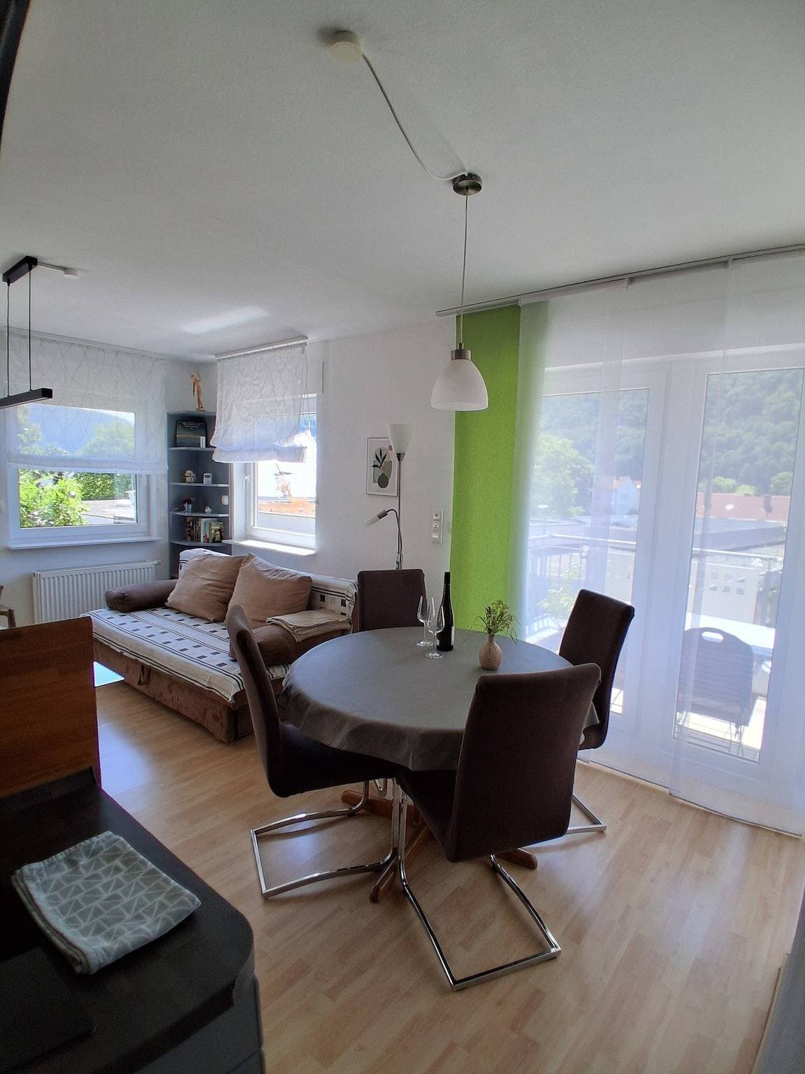 Foto 5 von 13: Ferienwohnung 'Sonntag' mit Balkon und Wi-Fi