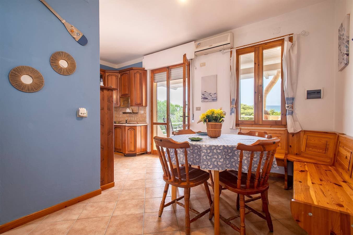 Foto 5 von 25: Ferienhaus 'Casa In Residence Villa Marina' mit Meerblick, Gemeinschaftspool und privater Terrasse