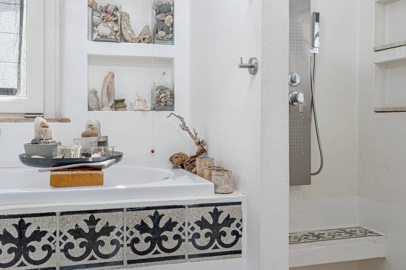 Foto 9 von 46: Sogno Suite – Stilvolle Lodge in der Natur bei San Pantaleo, Sardinien