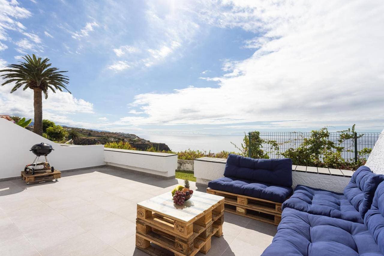 Home2Book Breathtaking View La Victoria, Pool & Wifi 1