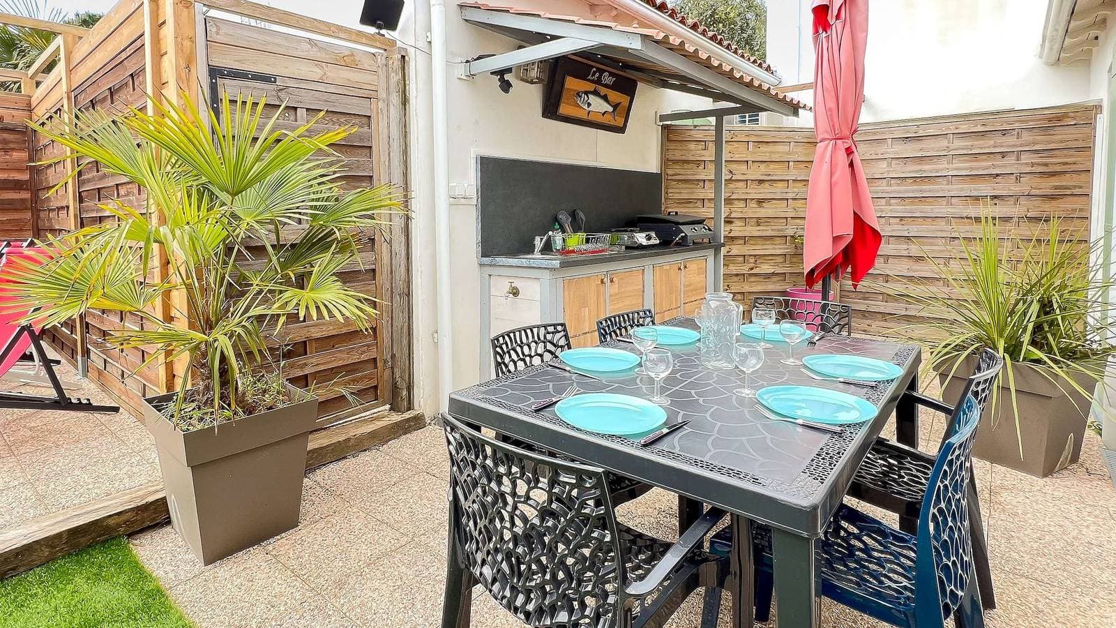 Foto 3 von 16: Ferienwohnung für 7 Personen mit Pool