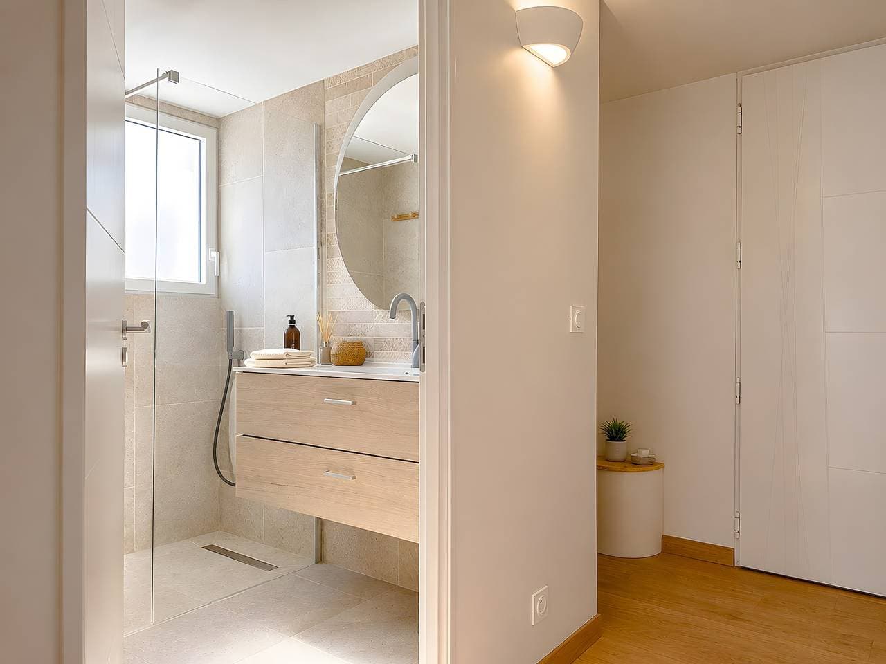 Foto 4 von 19: Studio 'Bulle de Sainte-Baume' mit Bergblick, privater Terrasse und WLAN