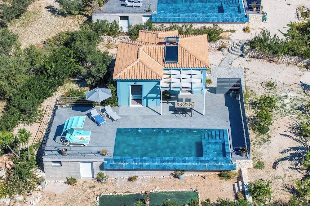 Villa Lotus with private pool and amazing sea and mountain views 1