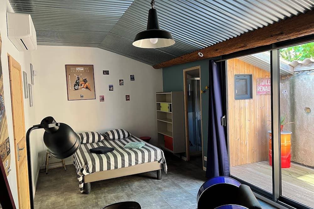 Foto 2 von 24: In der Loft Garage mit Schwimmbad