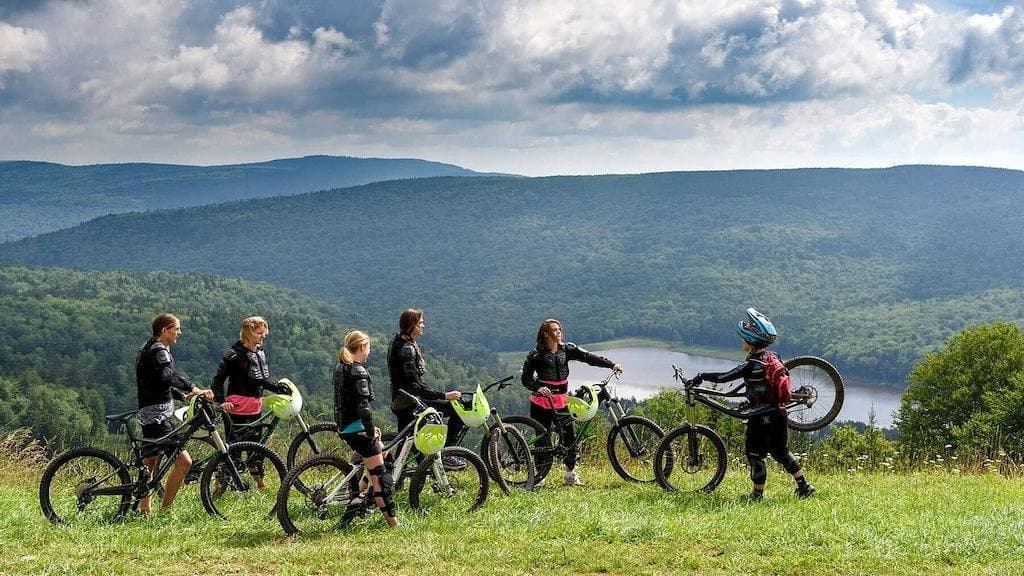 Foto 10 von 15: Overlook at Snowshoe Getaway