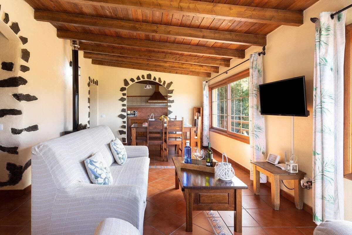 Foto 10 von 50: Ferienwohnung für 4 Personen mit Terrasse