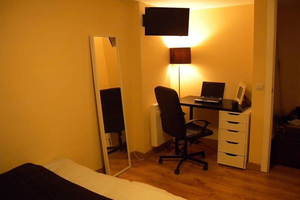 Foto 11 von 12: Komfortable Wohnung 2 Schlafzimmer 2 Badezimmer mit Garage und Pool