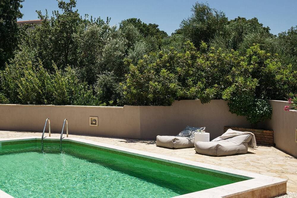 Foto 10 von 30: Brandneue Villa mit einzigartigem Meerblick, Pool, Grill, 3 km vom Strand entfernt!