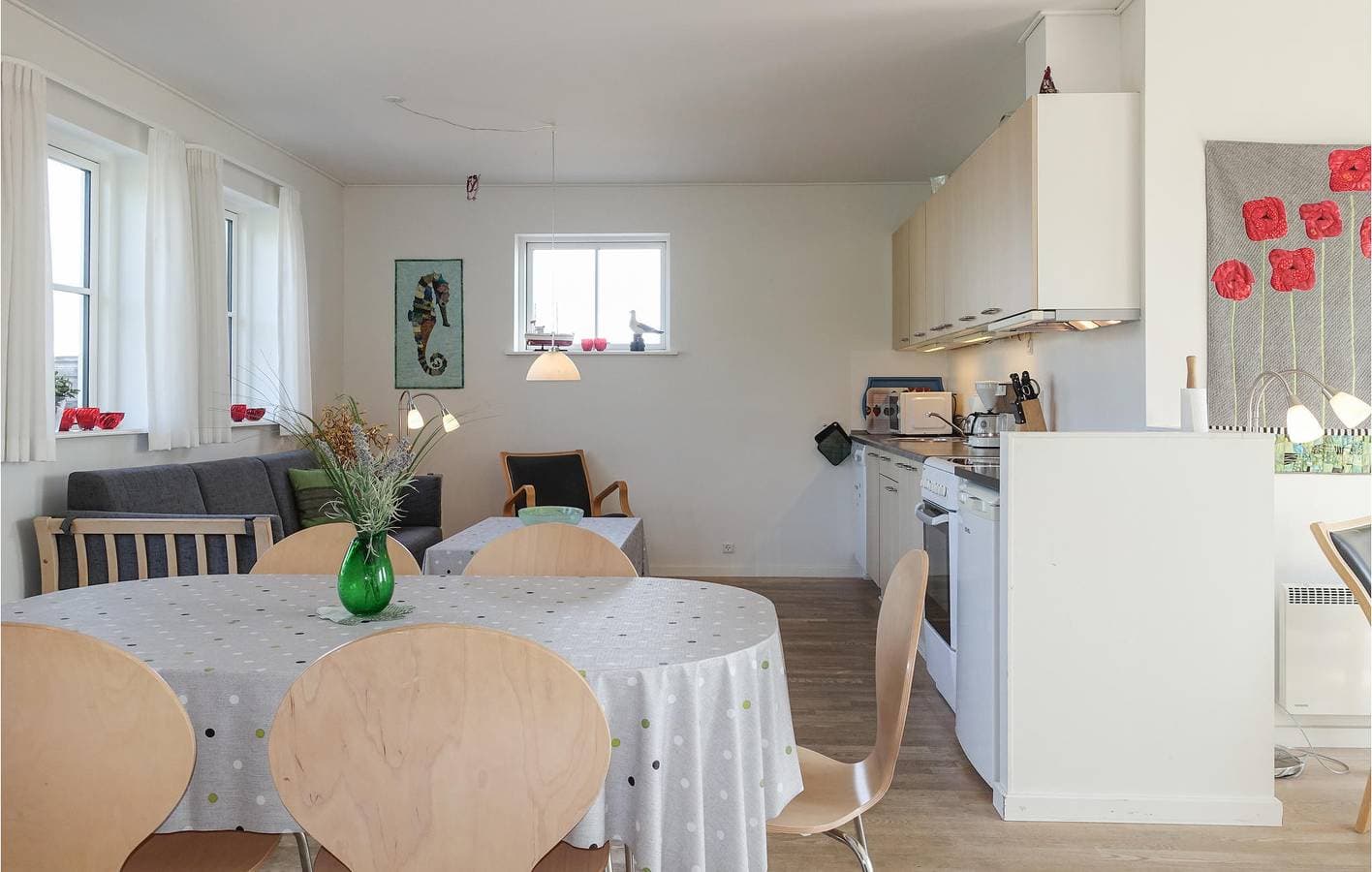 Foto 12 von 19: Ferienwohnung für 4 Personen mit Terrasse