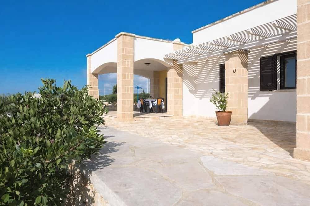 Panoramic villa with beautiful view at the Maldives of Salento 1