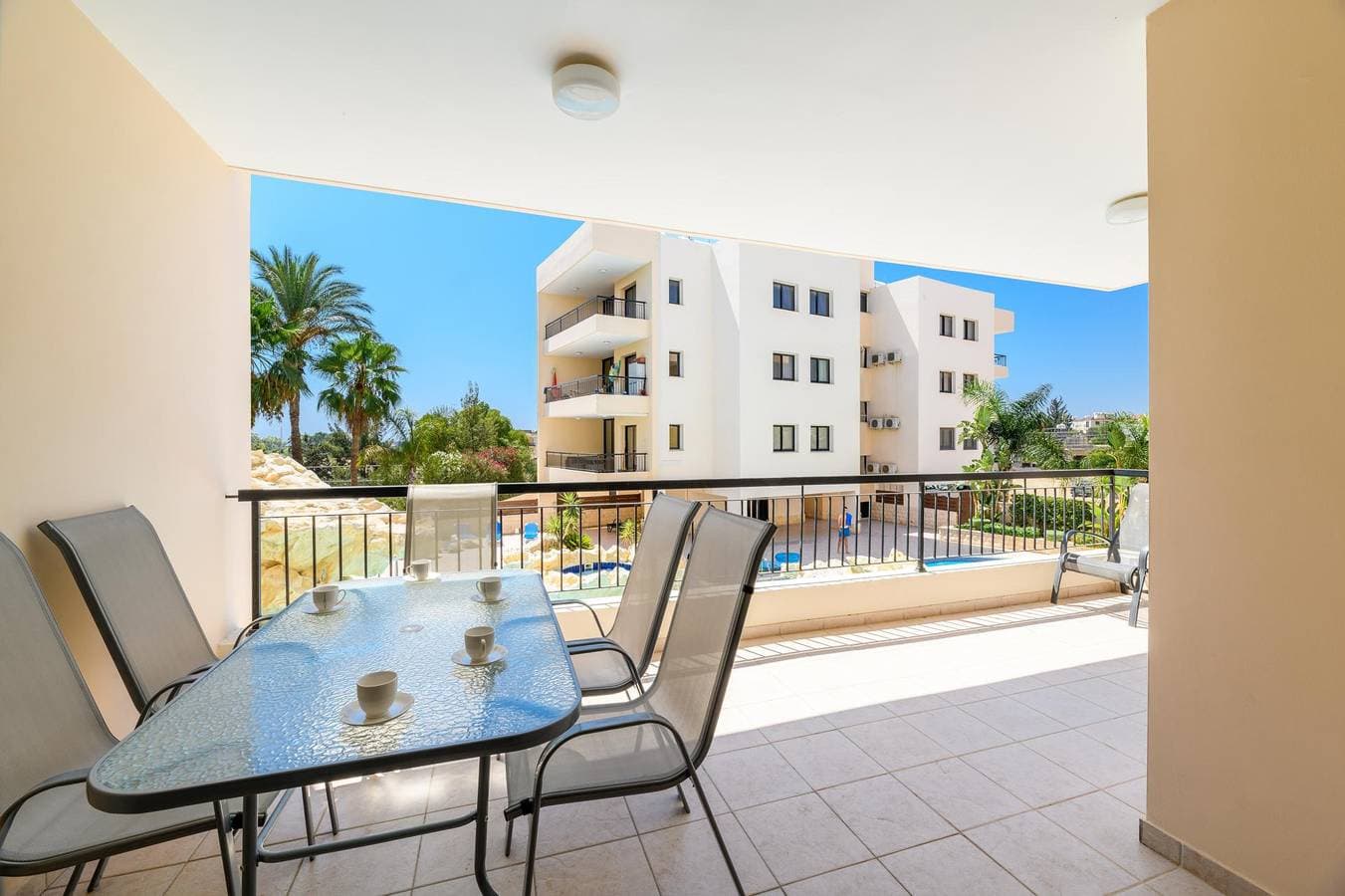 Foto 4 von 30: Ferienwohnung für 4 Personen mit Terrasse