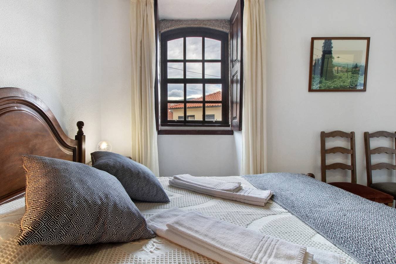 Foto 4 von 39: Zimmer 'Suite 3 - Casa Do Adro' mit Bergblick, Wi-Fi und Klimaanlage