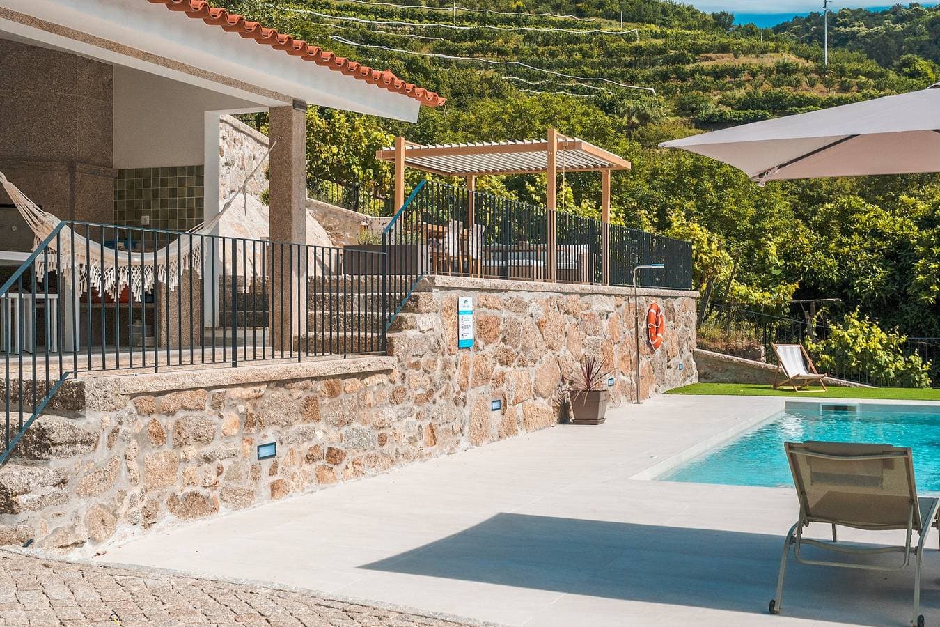 Foto 4 von 40: Villa 'Casa da Alufinha' mit privatem Pool, WLAN und Klimaanlage