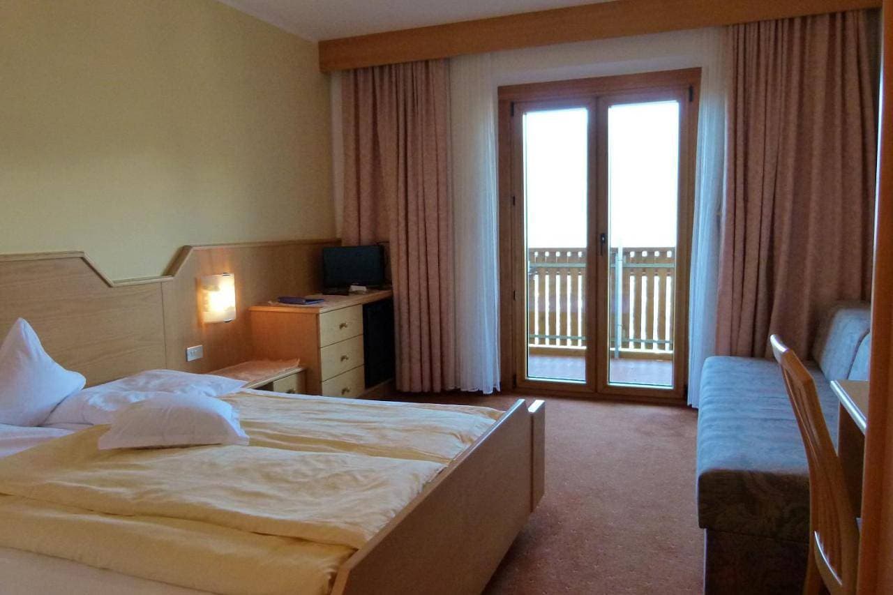 Foto 12 von 15: Double Room with Balcony