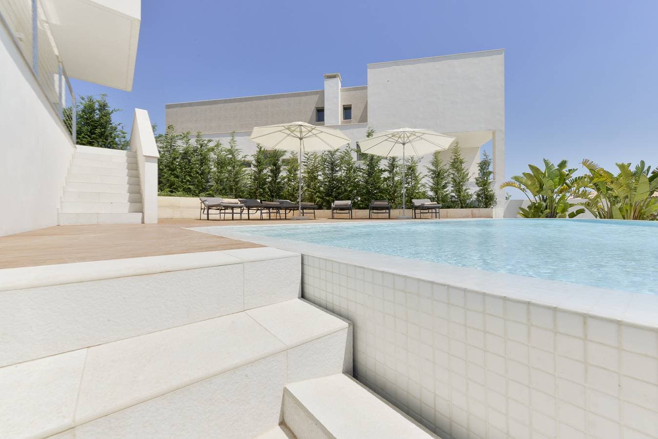 Foto 5 von 49: Villa 360