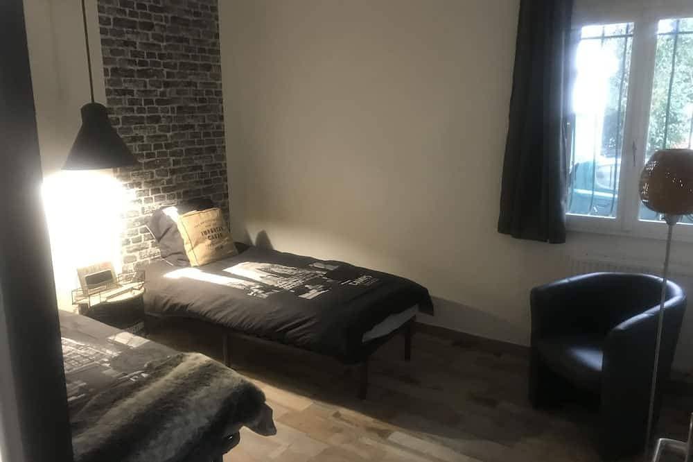 Foto 3 von 30: Apartment-Stadt-Ensuite mit Bad-Gartenblick