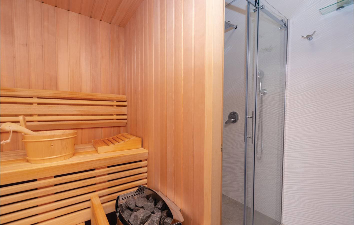 Foto 11 von 67: Charmante 2-Zimmer-Wohnung mit Pool, Parkplatz und Zugang zum Strand – nur 1,5 km entfernt!