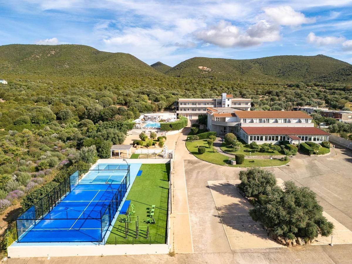 Lu' Hotel Porto Pino 1
