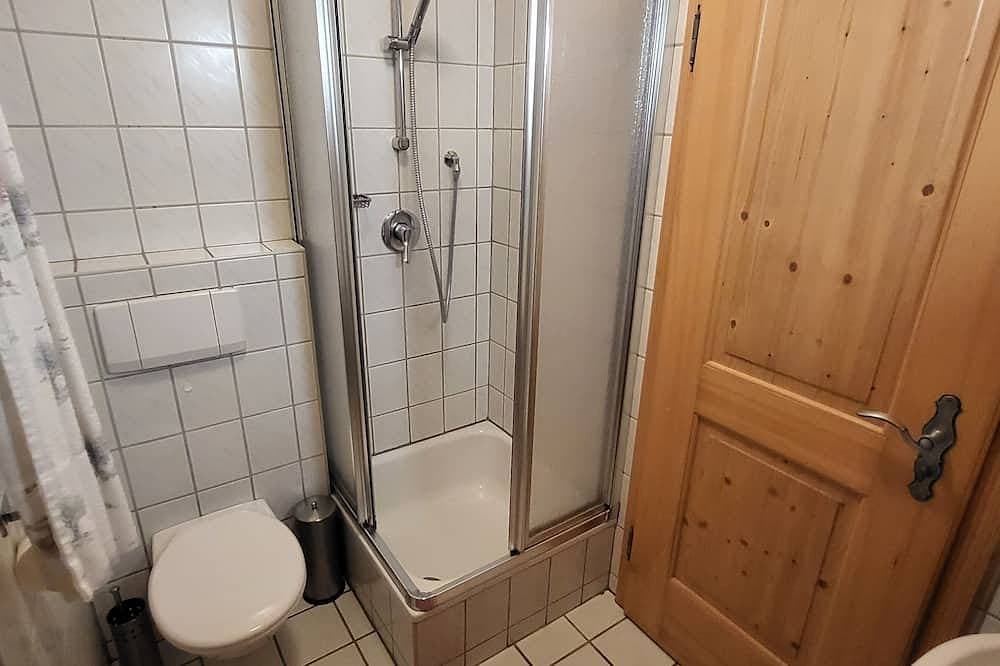 Foto 4 von 17: Ruhig gelegene Erdgeschoss Wohnung mit eigener Terrasse und Bergblick