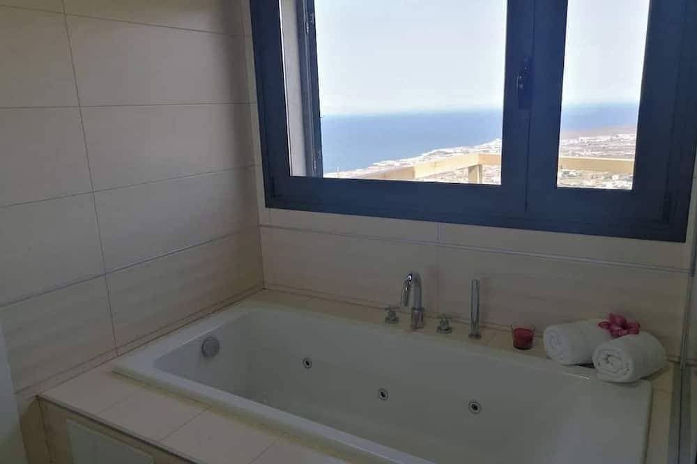 Foto 6 von 30: Villa \"La Florida\" - Wonderful Views - Pool - WIFI