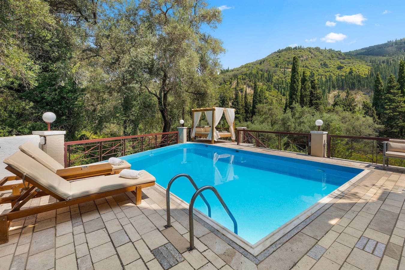 Doliva Studio with private pool 1