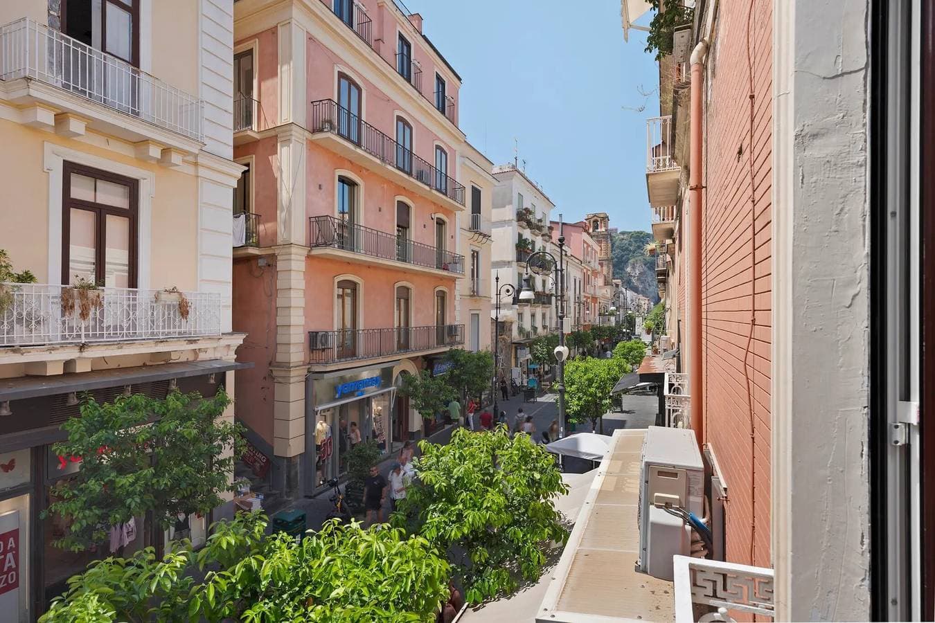 Sorrentina Guest House 1