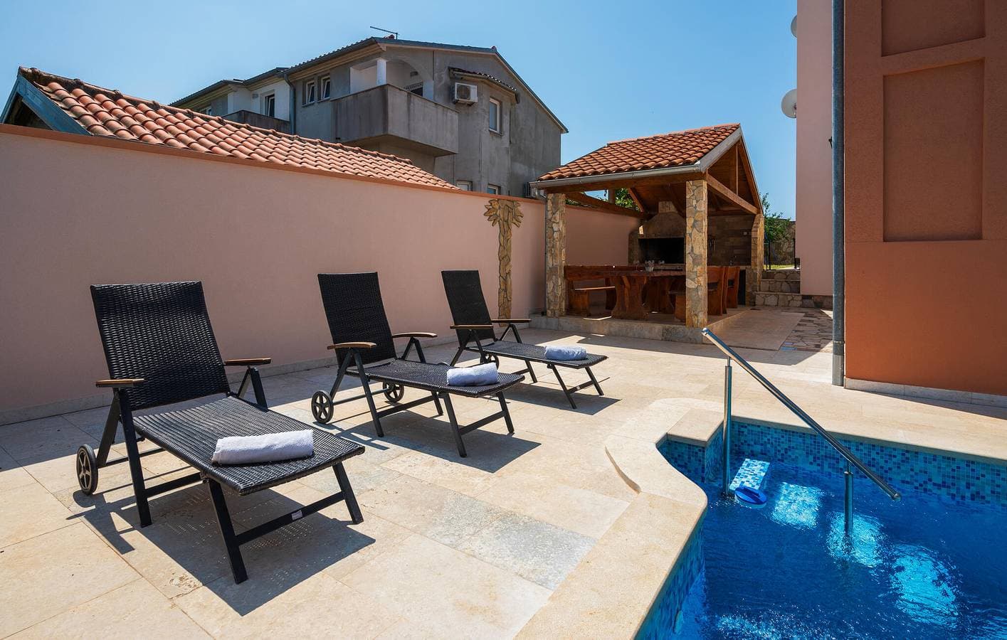Foto 10 von 32: Gemütliche Ferienwohnung mit Pool, WLAN und Strand in der Nähe
