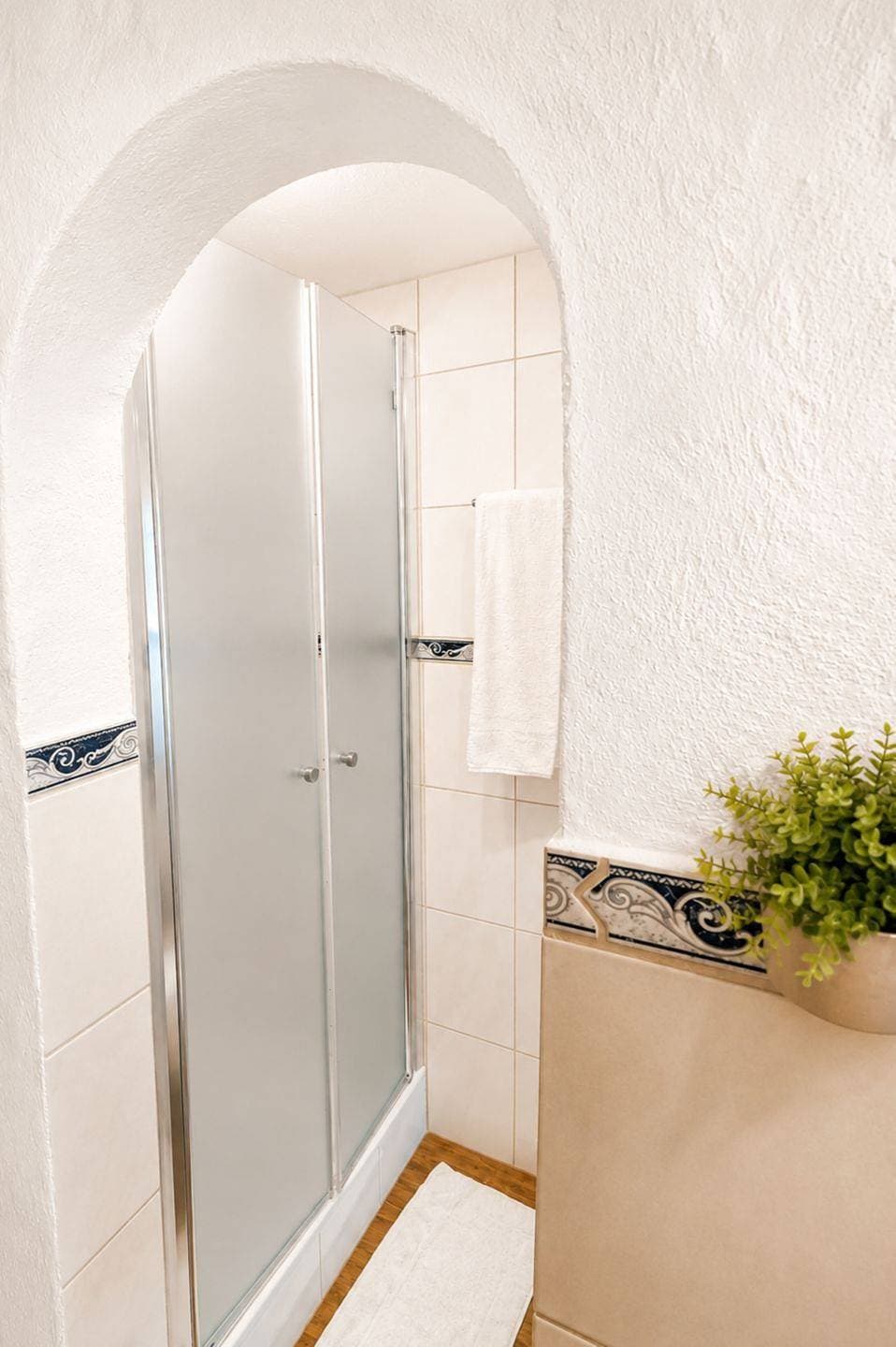 Foto 5 von 33: Doppelzimmer Kärlingerhaus im urigen Hüttenflair