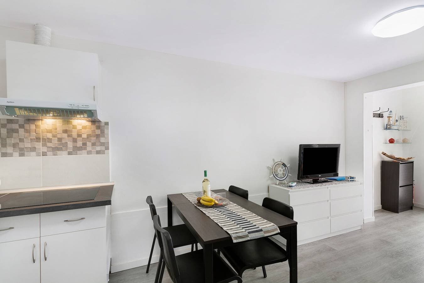 Foto 8 von 30: Ferienwohnung 'Bungalow Josephin' mit Gemeinschaftspool, privater Terrasse und WLAN