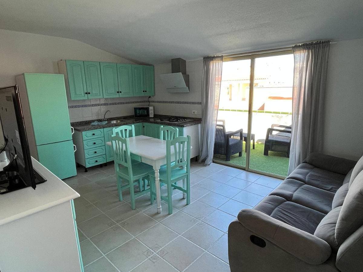 Foto 5 von 14: Two-Bedroom Apartment