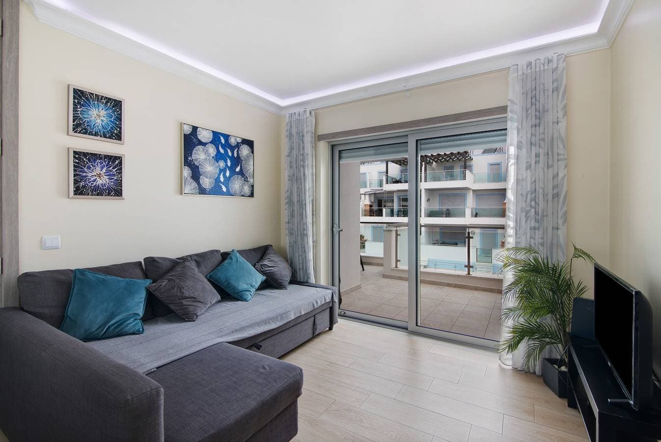 Foto 4 von 32: Ferienwohnung 'Numar Residenz Aa' mit Gemeinschaftspool, Wi-Fi und Klimaanlage