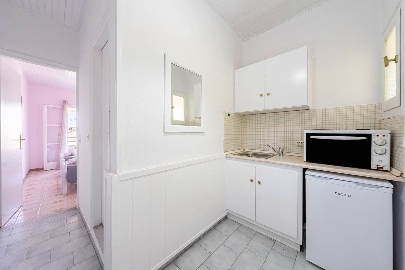 Foto 12 von 33: Studio „Alexandros Studios 8“ mit Gemeinschaftspool, WLAN und Klimaanlage