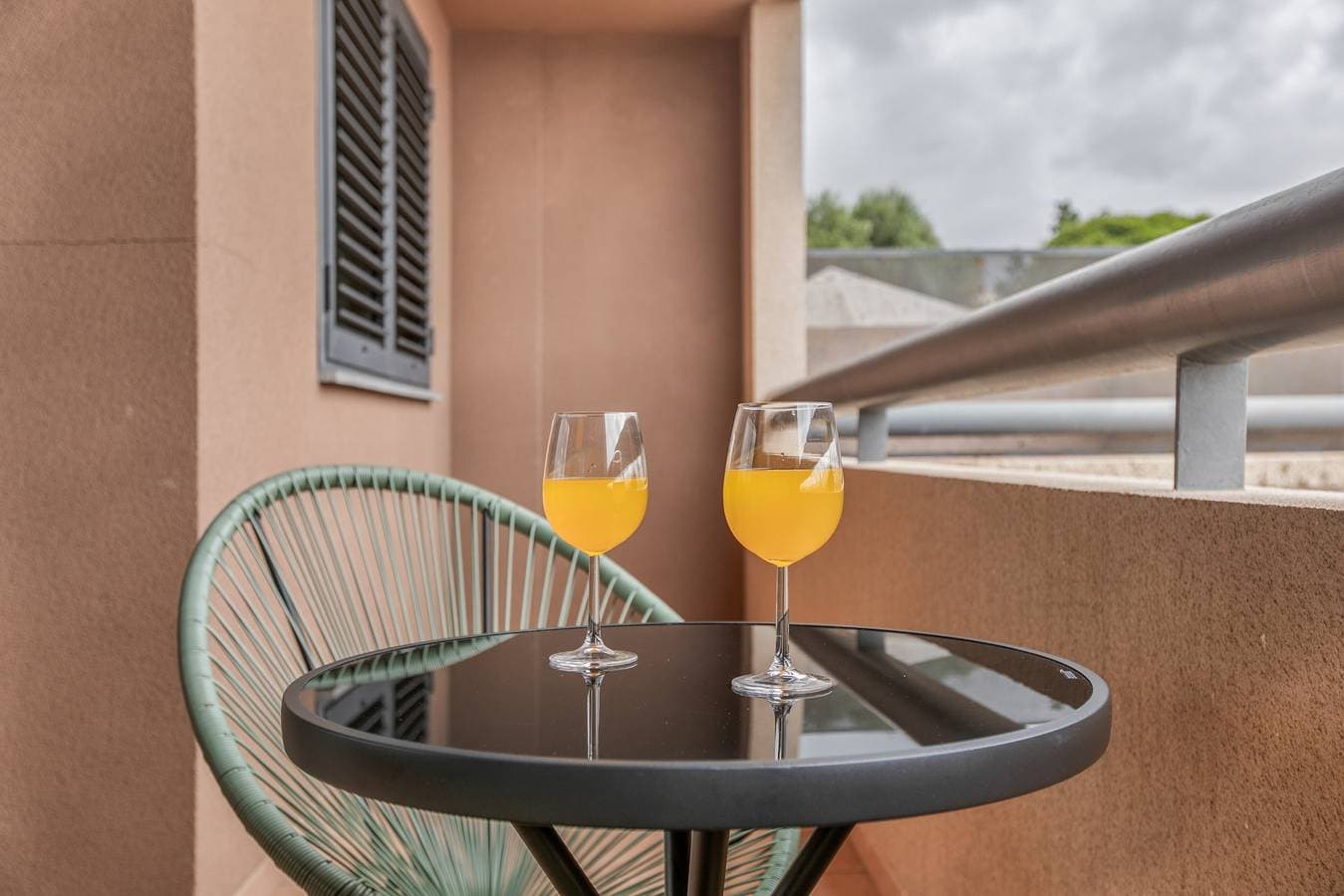 Foto 3 von 31: Ferienwohnung 'Palm Serenity' mit Gemeinschaftspool, WLAN und Klimaanlage