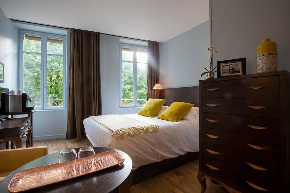 Foto 3 von 9: Doppelzimmer-Eigenes Badezimmer