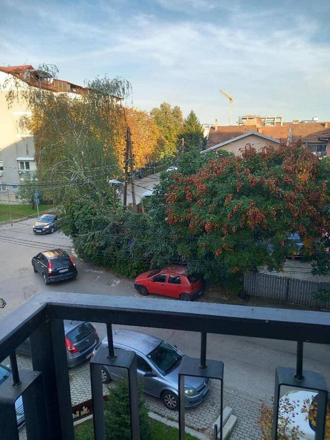 Foto 3 von 12: Cozy Apartment in Skopje