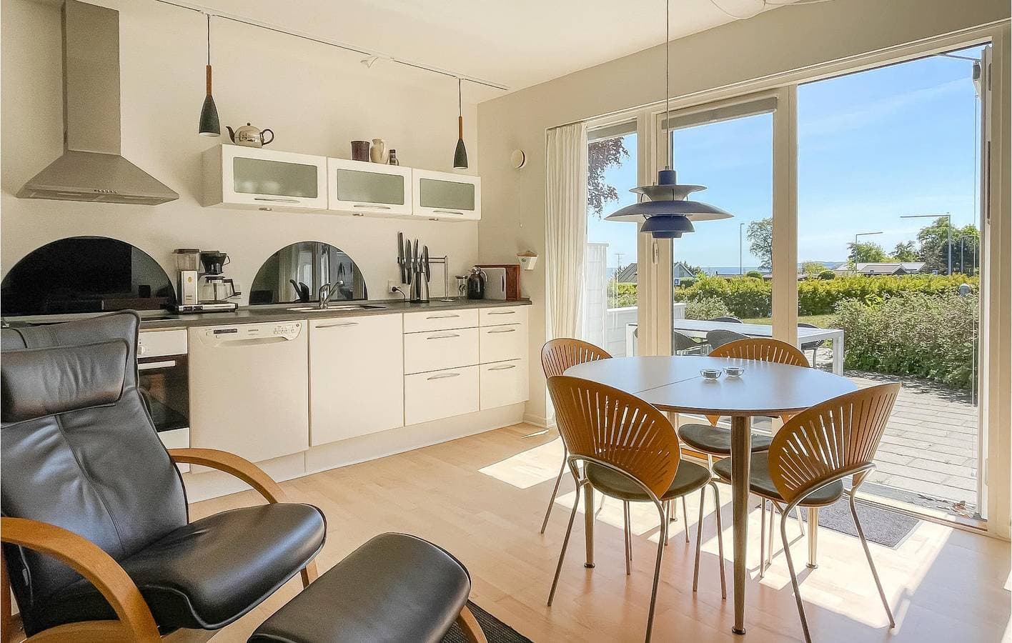 Foto 6 von 22: Ferienwohnung für 4 Personen mit Terrasse