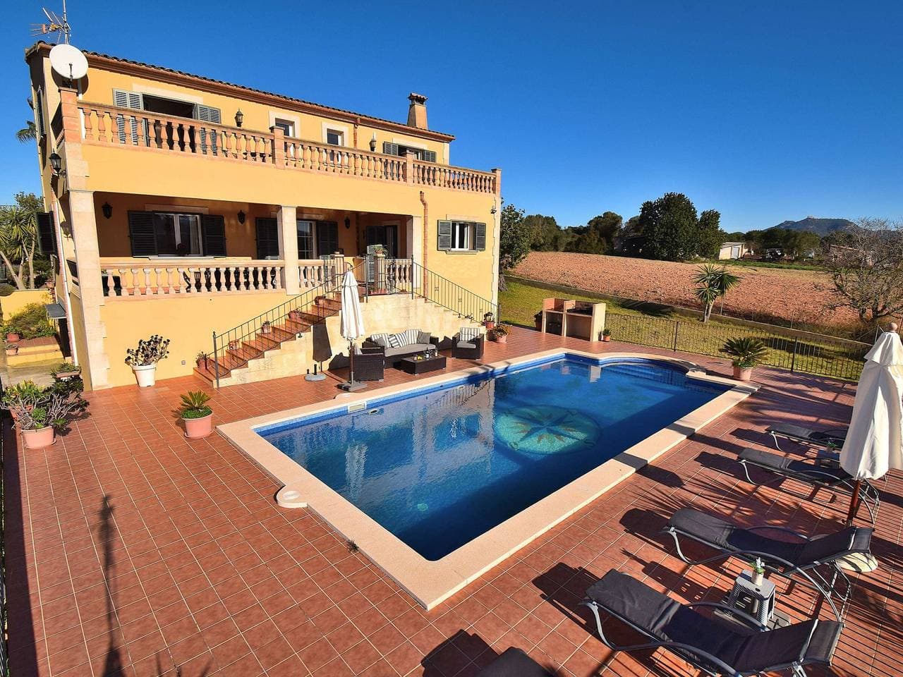 Mallorquinische Finca in Cas Concos mit privatem Pool und Klimaanlage 1