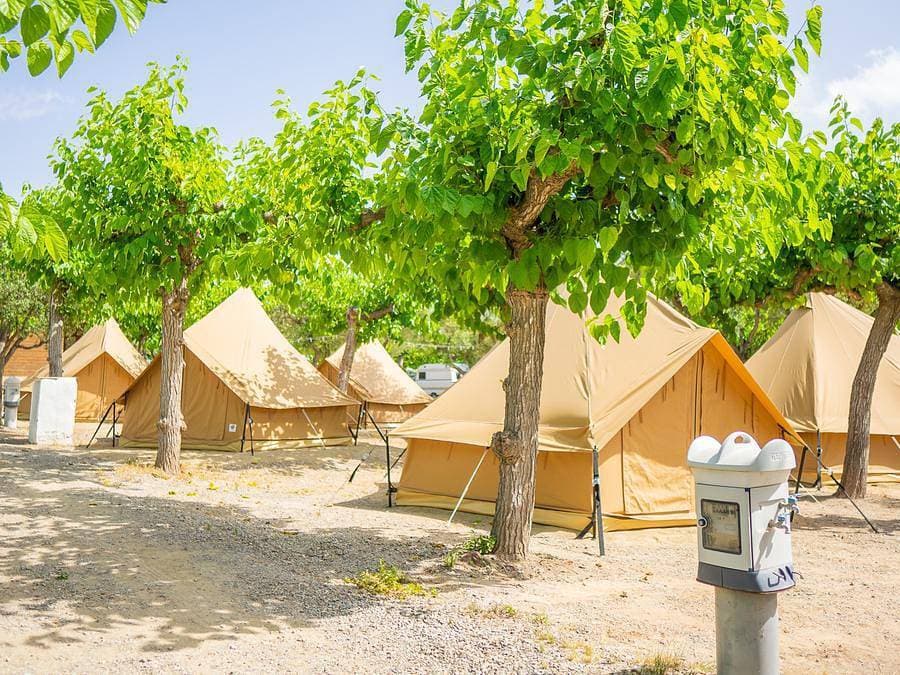 Foto 3 von 29: Camping Cambrils Caban - Zelt 3 personen - Glamping Rafal 1/3 pers