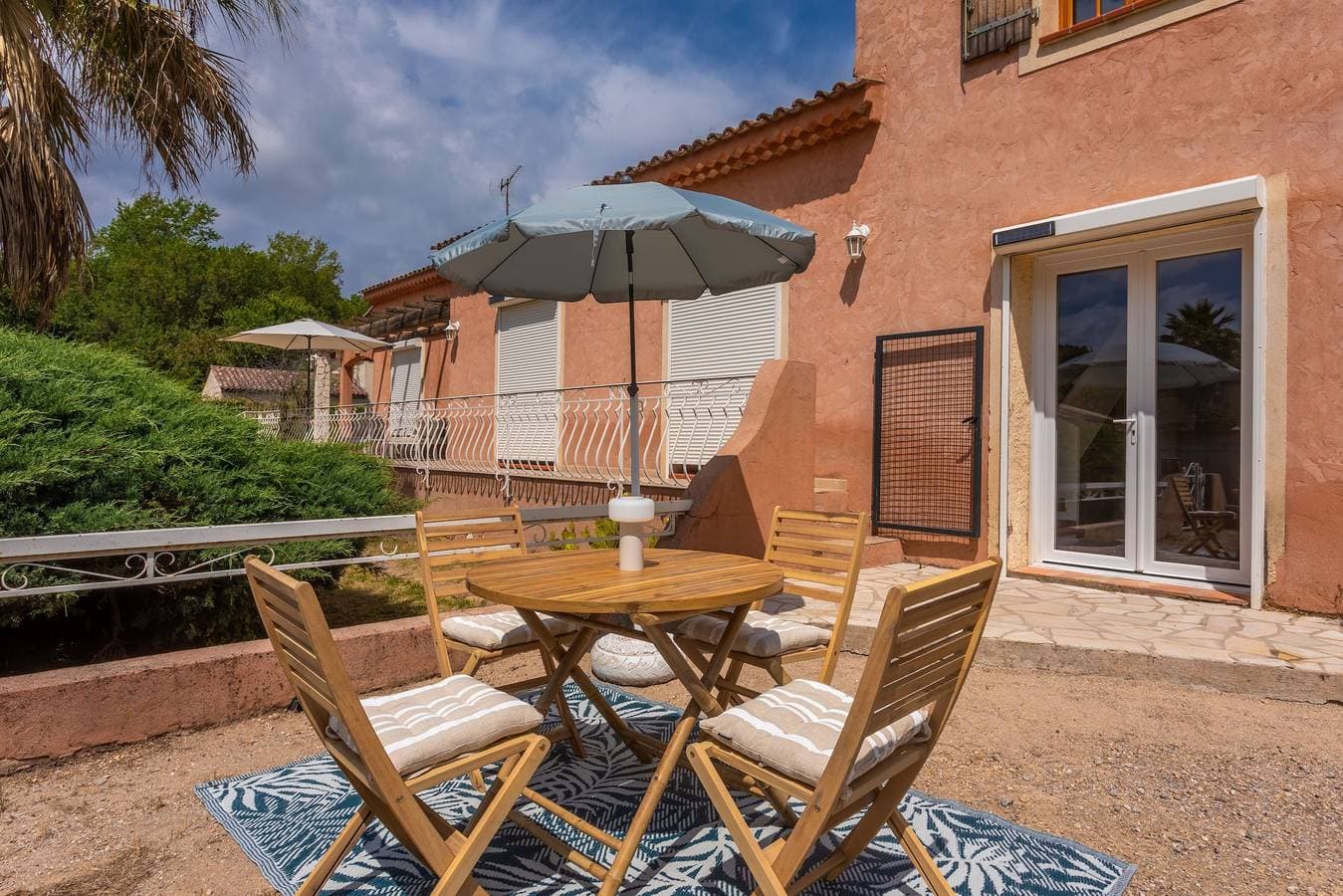 Foto 4 von 40: Ferienhaus 'Modern mit WLAN' mit Bergblick, WLAN und Klimaanlage