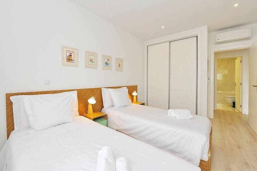 Foto 7 von 30: Prestige Sunset Carcavelos Beach - Checkinhome