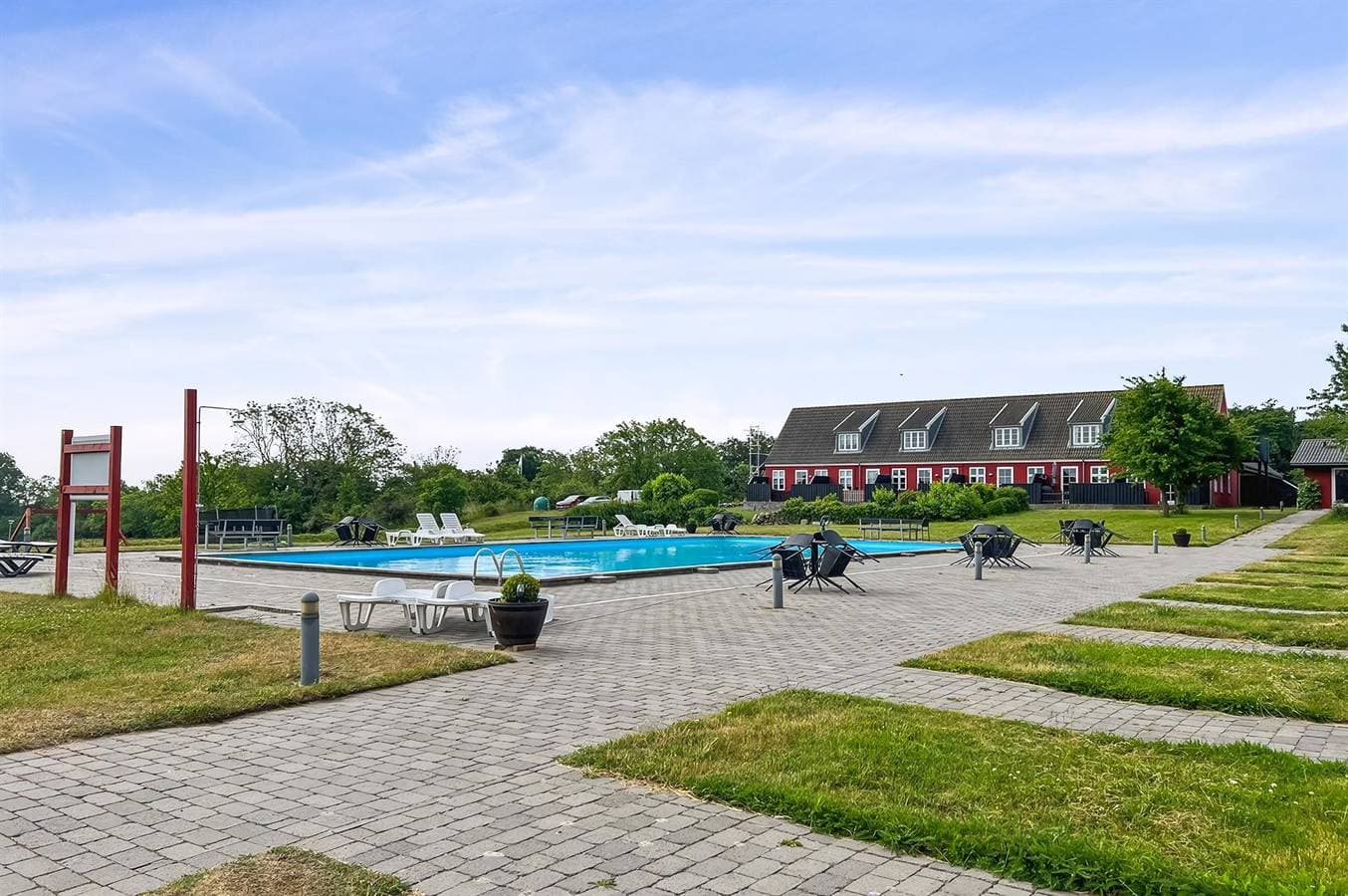Foto 12 von 24: Pet friendly apartment in Aakirkeby with outdoor swimming pool