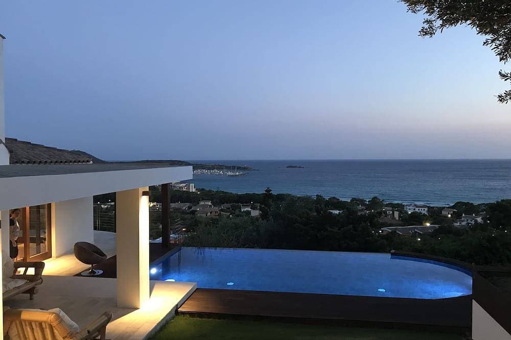 Foto 11 von 30: Campulongu, Villa mit Panoramapool 350 Meter vom Meer entfernt