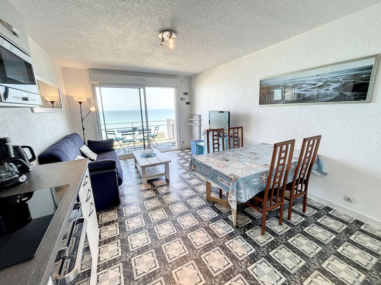 Foto 6 von 15: Apartment am Meer mit Balkon und privatem Parkplatz